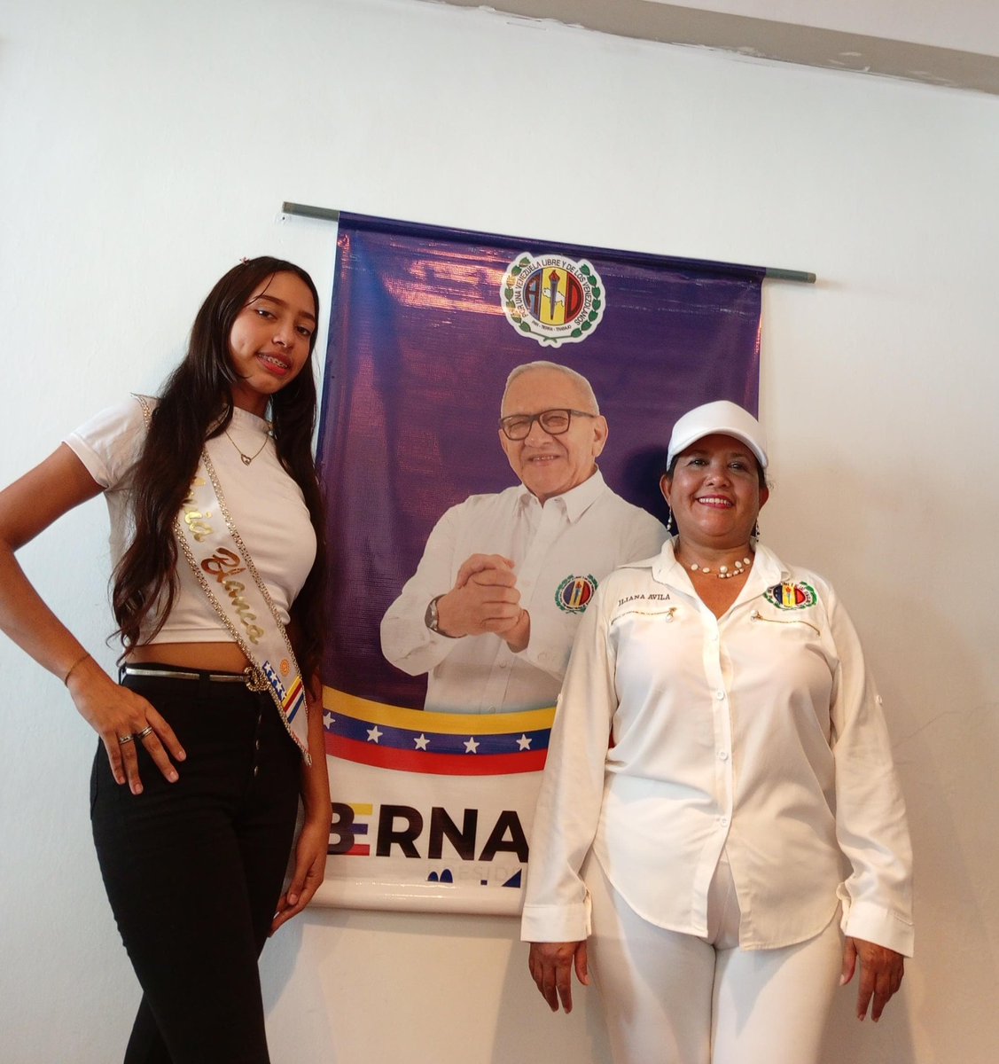 AD seccional La Guaira, reunión de CES con comisión aniversario, presentación de nuestra Novia Blanca Mariana Acosta, rumbo a nuestro 83 aniversario.Por una Venezuela libre y de los venezolanos