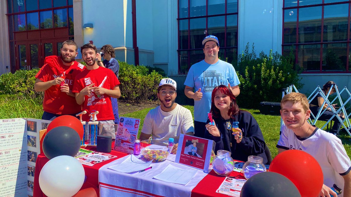 Today is September 3rd also known as 90.3 Day at WMSC!! To celebrate we’re doing special shows until 7 PM, you can tune in to hear us live! 
wmscradio.com 🎙️❤️