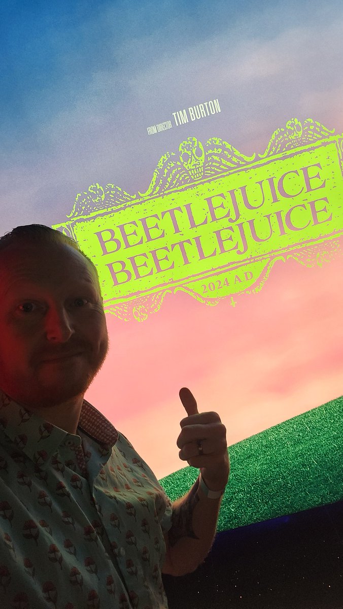 DC WORLD tweet media