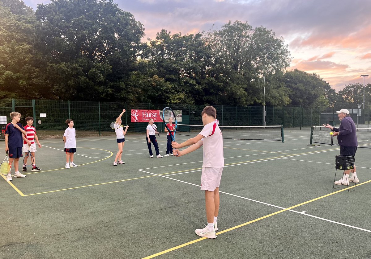 So good to have lots of players out on court this evening for extra squads, lots of these students played around 4 hours of tennis each today……

🎾   🦅   🎾 

#WeAreHurst #HurstSport