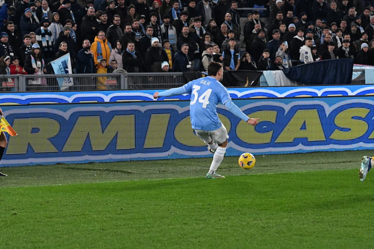 Formello, tornano Pellegrini e Gila. In campo anche Gigot: Arrivano ottime notizie dalla seduta pomeridiana della Lazio al Centro Sportivo di Formello. Sono infatti rientrati in campo gli infortunati Gila e Pellegrini: lo spagnolo era out per una lesione al retto femorale della…