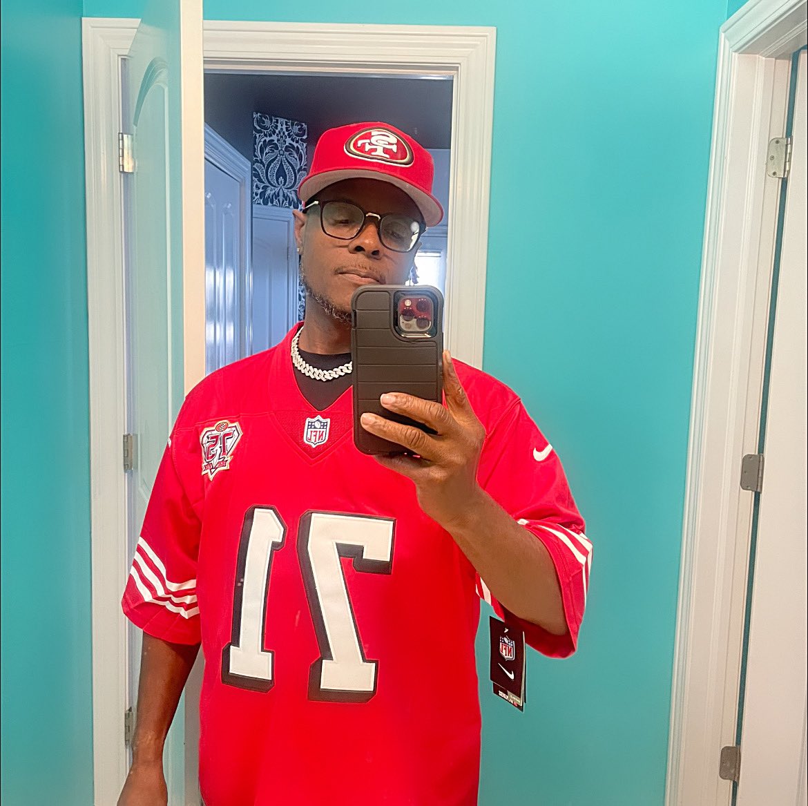 He’s back 🦍 # Faithful To The Bay 
#ninergang❤️💛