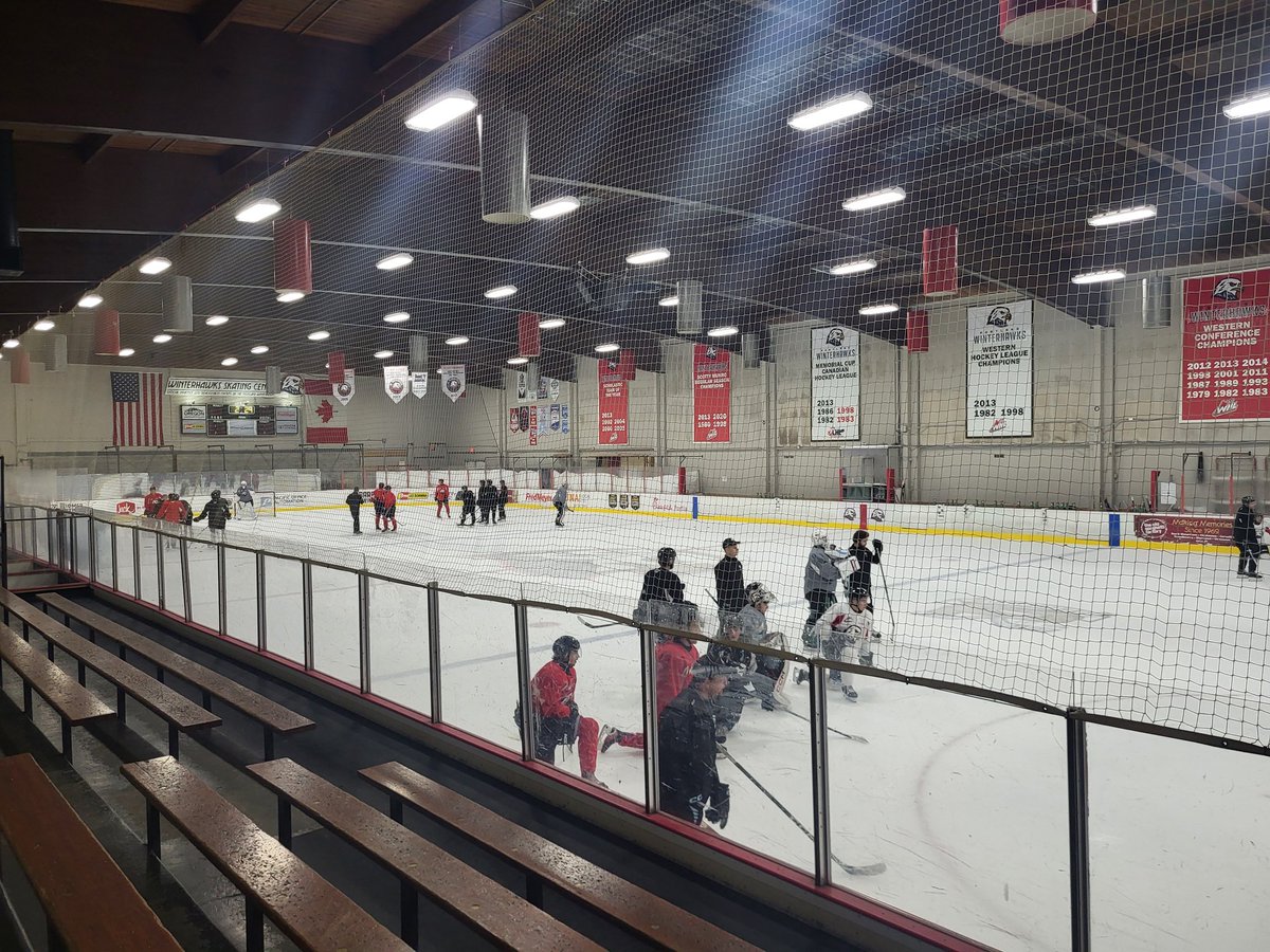Kurtpohs's tweet photo. No rest in Portland. Camp was a long 5 days in total, but the preseason has started and I'm at the Winterhawks Skating Center covering practice. Will have quotes from Mike Johnston and Kyle Gustafson afterwards. https://t.co/CnajCJFKhJ