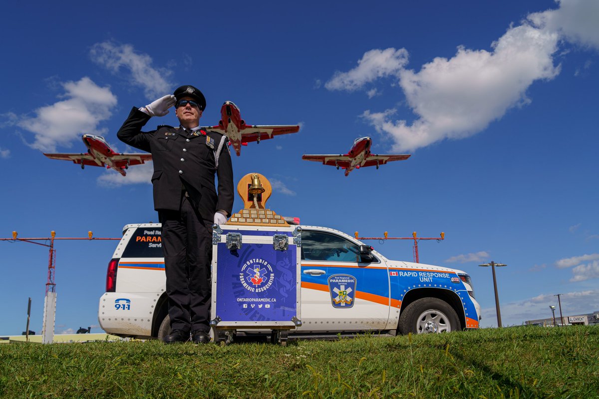 Thank you to my <a href="/Peel_Paramedics/">Peel Regional Paramedic Services</a> Paramedic Supervisor <a href="/cmedik/">Joel D</a> for capturing this image with the Snowbirds, our Fallen Canadian Paramedic Memorial Bell and saluting both, capturing the energy into our Bell.