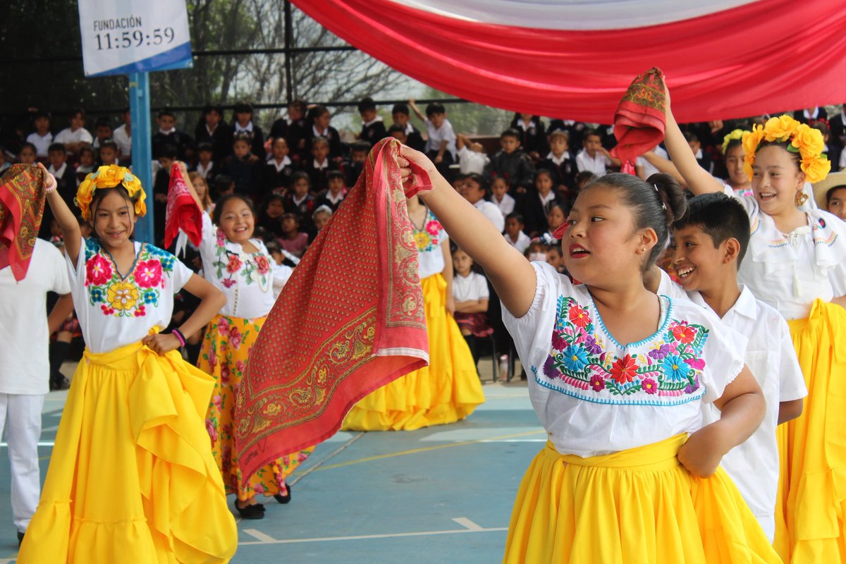 Arrancamos el programa #CONECTA2 en 202 escuelas de la región I, una iniciativa coordinada entre la Delegación, la Fundación 11:59:59 y el <a href="/CCESanMiguel/">CCE SanMiguelAllende</a>, que fomenta la lectura y estrategias socio emocionales en las niñas y niños de la región. 📖🙌🏻