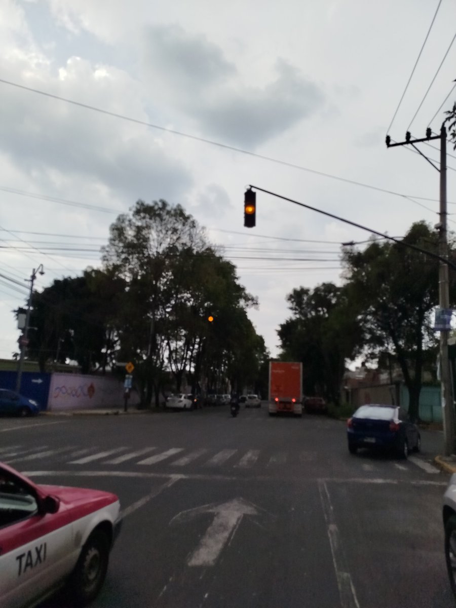 javdown36's tweet photo. @OVIALCDMX @SSC_CDMX @UCS_GCDMX  APOYO DE REPARACION DE SEMAFOROS ESCOLARES  EN AV JARDÍN Y MOLDEADORES COL PROHOGAR CP 02600 AZCAPOTZALCO EN ZONA ESCOLAR SECUNDARIA 242 Y ESCUELA PREESCOLAR LEONARDA GOMEZ BLANCO https://t.co/Xw2bY53NWW
