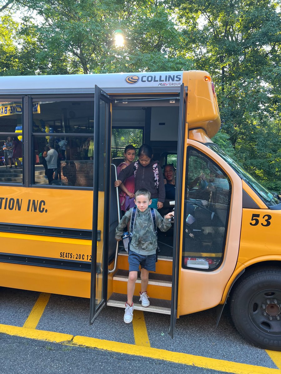 ms_buffaENL's tweet photo. It was an amazing day at RBS! Students were so excited to be back and there were smiles everywhere! @chappaqua_csd @RBSChappaqua https://t.co/p055SckSmF