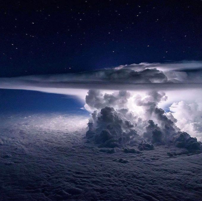 A thunderstorm from above the clouds ⚡️