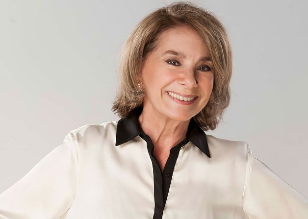 Falleció la actriz Selva Alemán. De una extensa trayectoria en cine, teatro y televisión.
Así lo confirmó el complejo teatral de Carlos Rottemberg, donde ella y su marido Arturo Puig protagonizaron la obra Cartas de Amor.