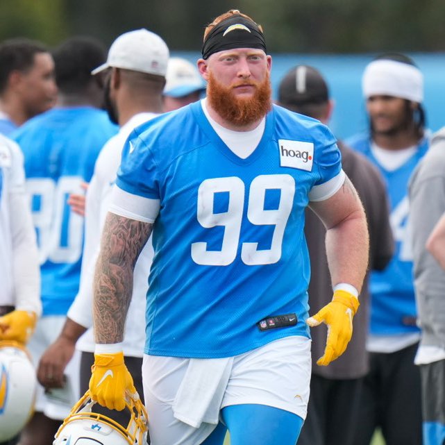 Bussin' With The Boys tweet media