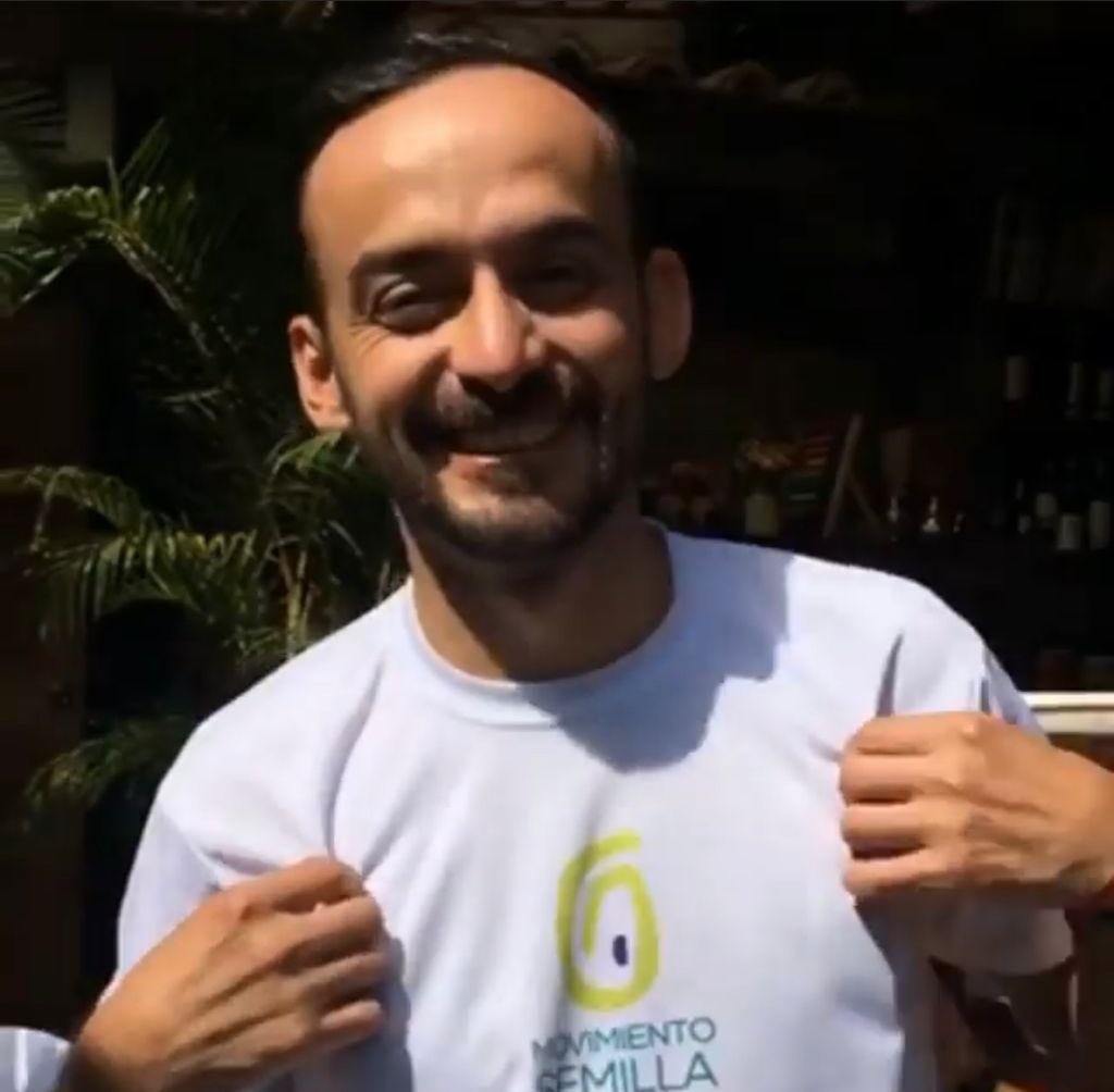 El Profesor (@elprofesorguate) on Twitter photo Dato curioso:
¿Recuerdan el caso de Diego Ariel Stella condenado por VIOLACIÓN?
Pues resulta que es gran amigo de parrandas, borracheras y 🚬 🍃 del semillero <a href="/joditocruz/">Diego Toledo 🌱</a> Dato curioso:
¿Recuerdan el caso de Diego Ariel Stella condenado por VIOLACIÓN?
Pues resulta que es gran amigo de parrandas, borracheras y 🚬 🍃 del semillero <a href="/joditocruz/">Diego Toledo 🌱</a>