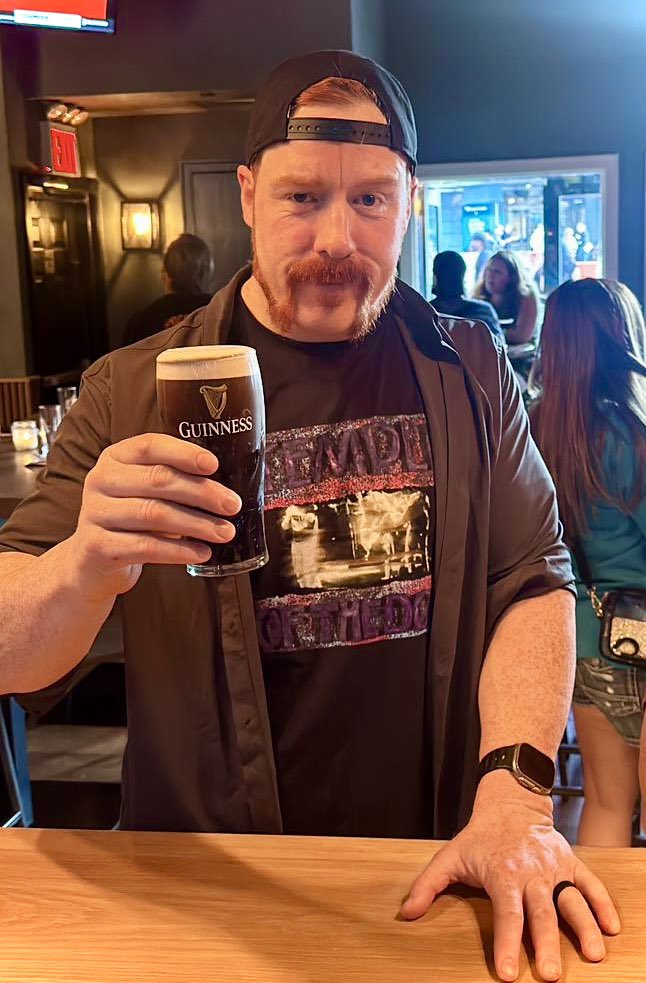Bucket List gig: <a href="/PearlJam/">Pearl Jam</a> / <a href="/TheGarden/">MSG</a> / LFG!!! #Slainte🥃