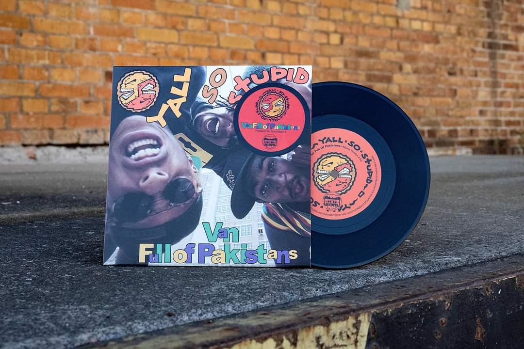 PhatPhillie's tweet photo. Happy we pulled this off! Rowdy Records 1993 gem Y'all So Stupid "Van Full Of Pakistans" available  @90S_TAPES + digitally for the 1st time! Thanks @DALLASAUSTIN for making it happen with us!

#90sTapes #HHVRecords https://t.co/eptdaa0uIP