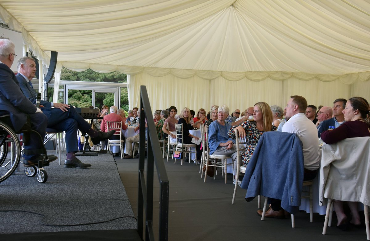 Ann Lane tweet media