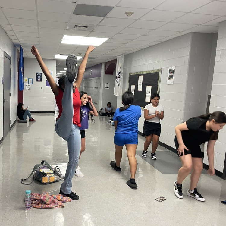 DriscollRangers's tweet photo. Just a few snaps of Cheerleading Tryouts! #TakingItToTheNextLevel #RangerPride https://t.co/0ZOoyirKNS