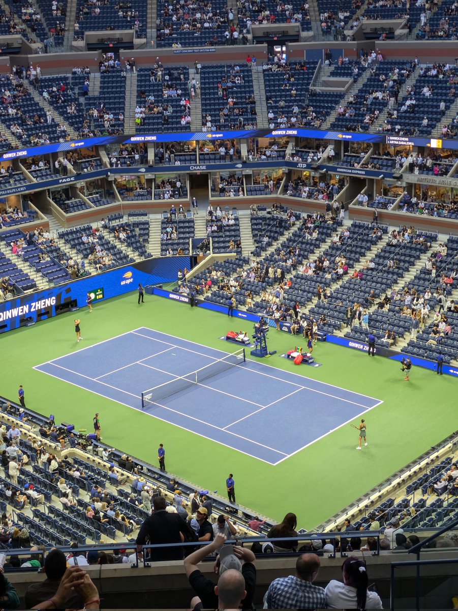 This will be a 🌶️ match for sure. World #2 and the Olympic gold face off. Also, perfect weather 🙌