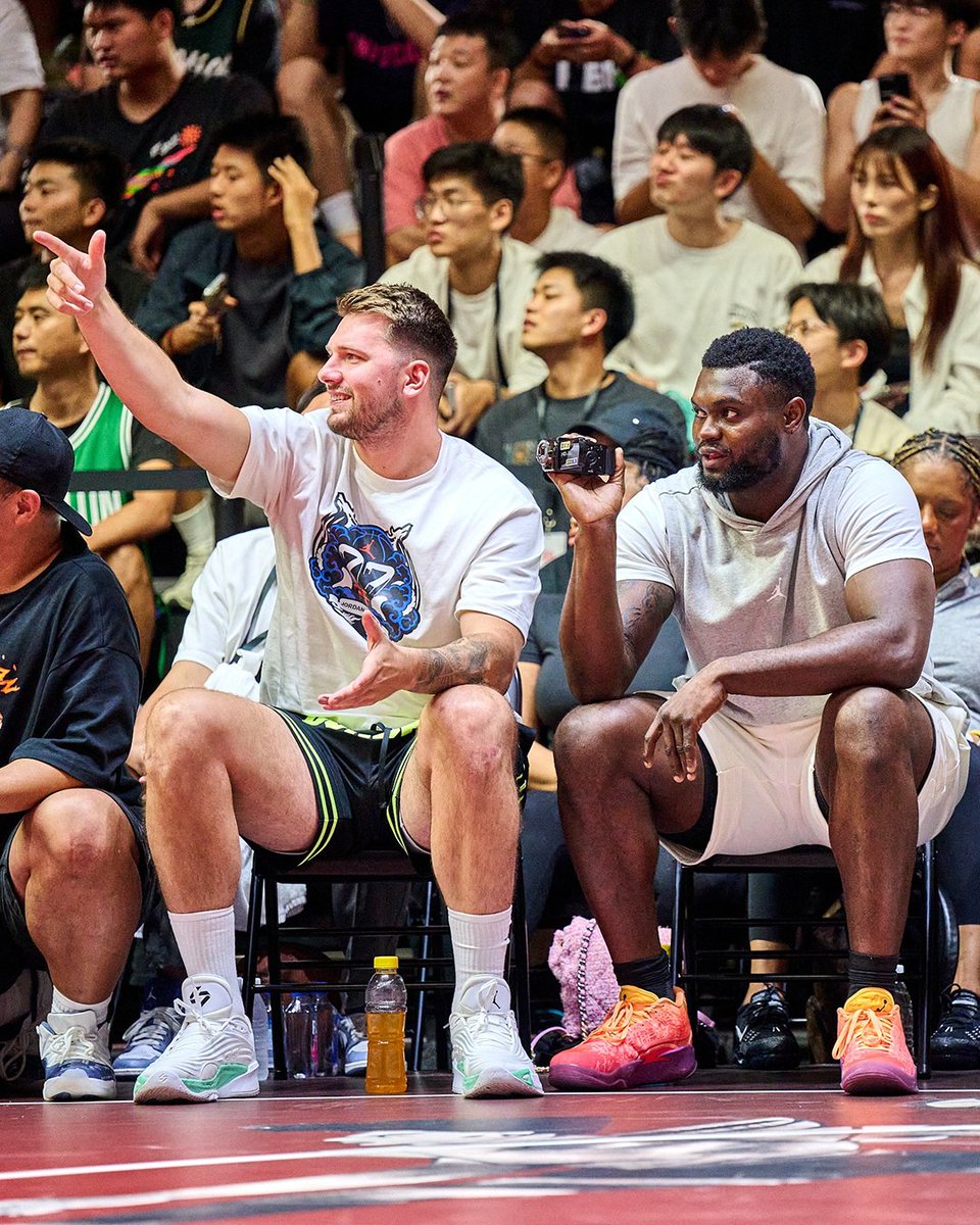 PelicansNBA's tweet photo. Zion 🤝 Luka 

@dallasmavs | @Jumpman23 https://t.co/NQ0HlFEYzT