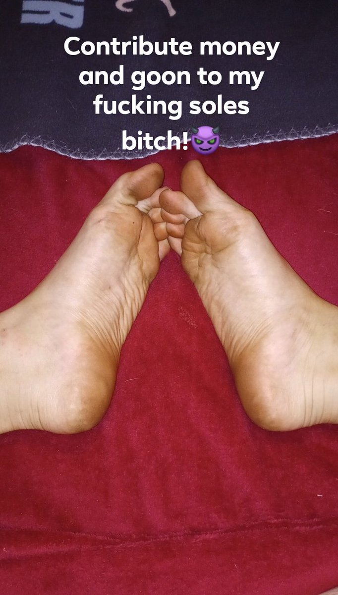 Soles2Southern's tweet photo. Come join me on my onlyfans amd let me drain that wallet. #GoonSquad #feetworshi̇p #soles #onlyfans https://t.co/qMMtsjAfVT