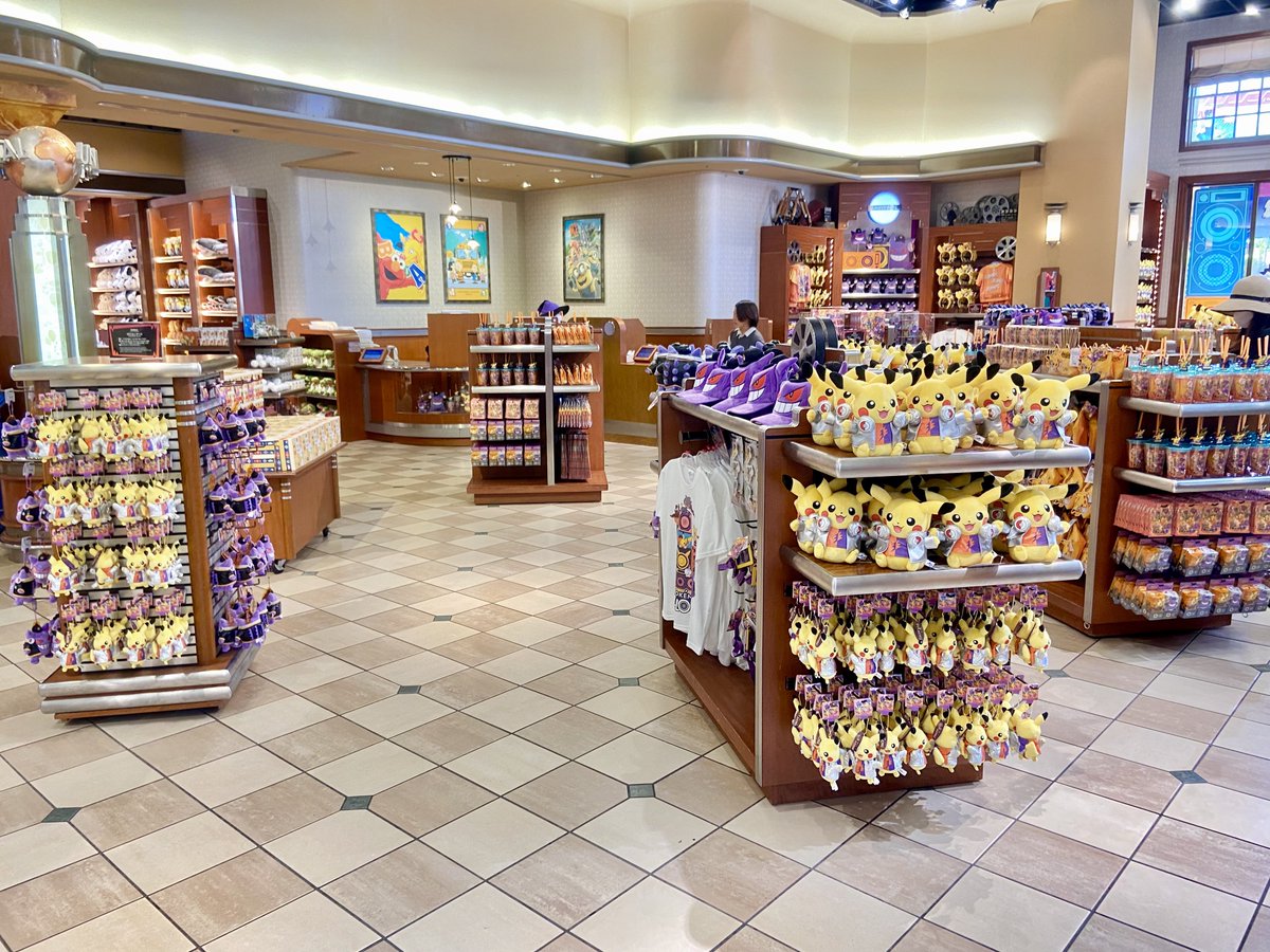 本日発売！ポケモン・ハロウィーングッズ🎃✨ 待望のDJピカチュウ