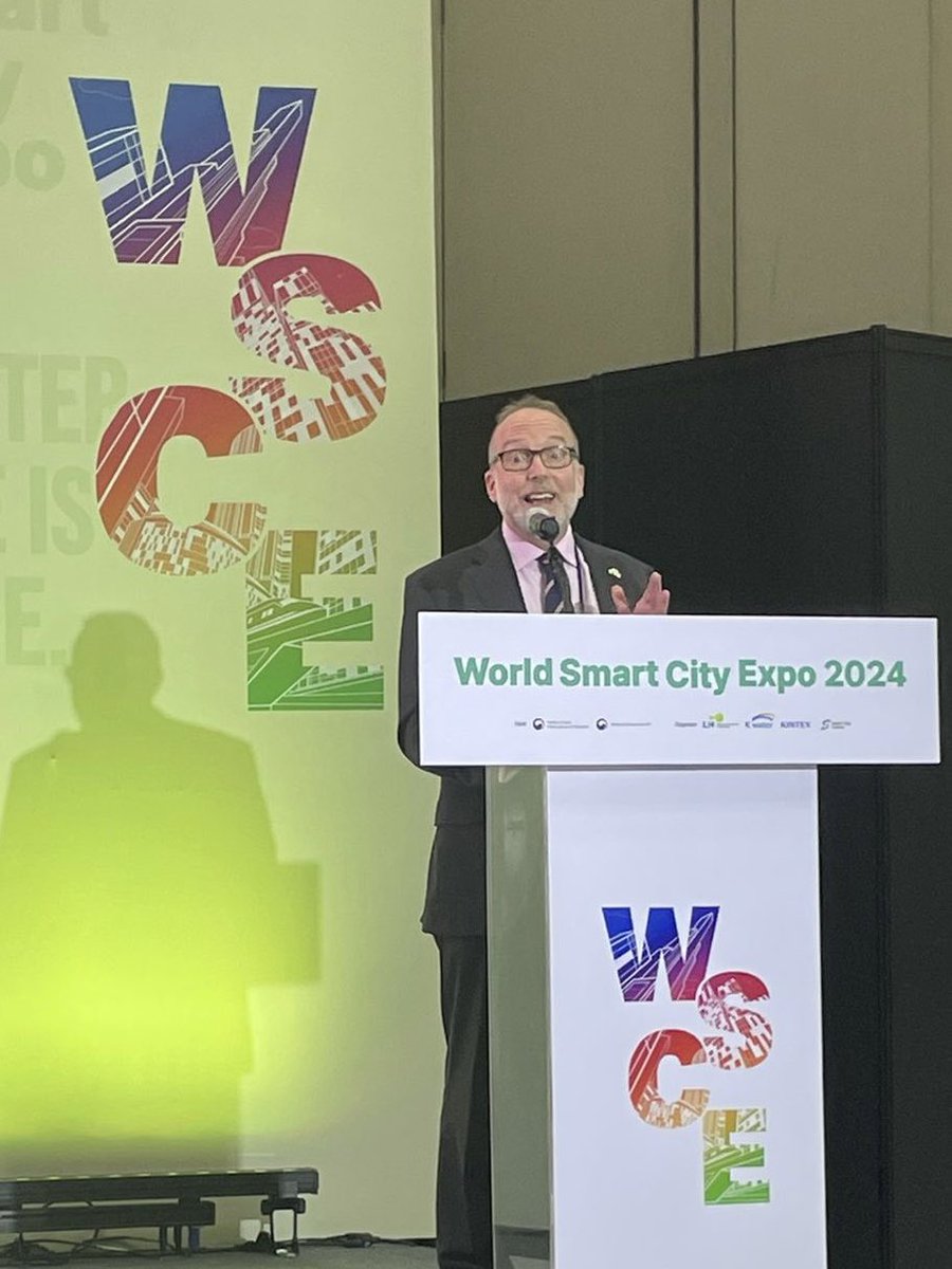 Pleased to be with the UK Smart, Green Cities Global Business Innovation Programme in South Korea at the World Smart City Expo.
