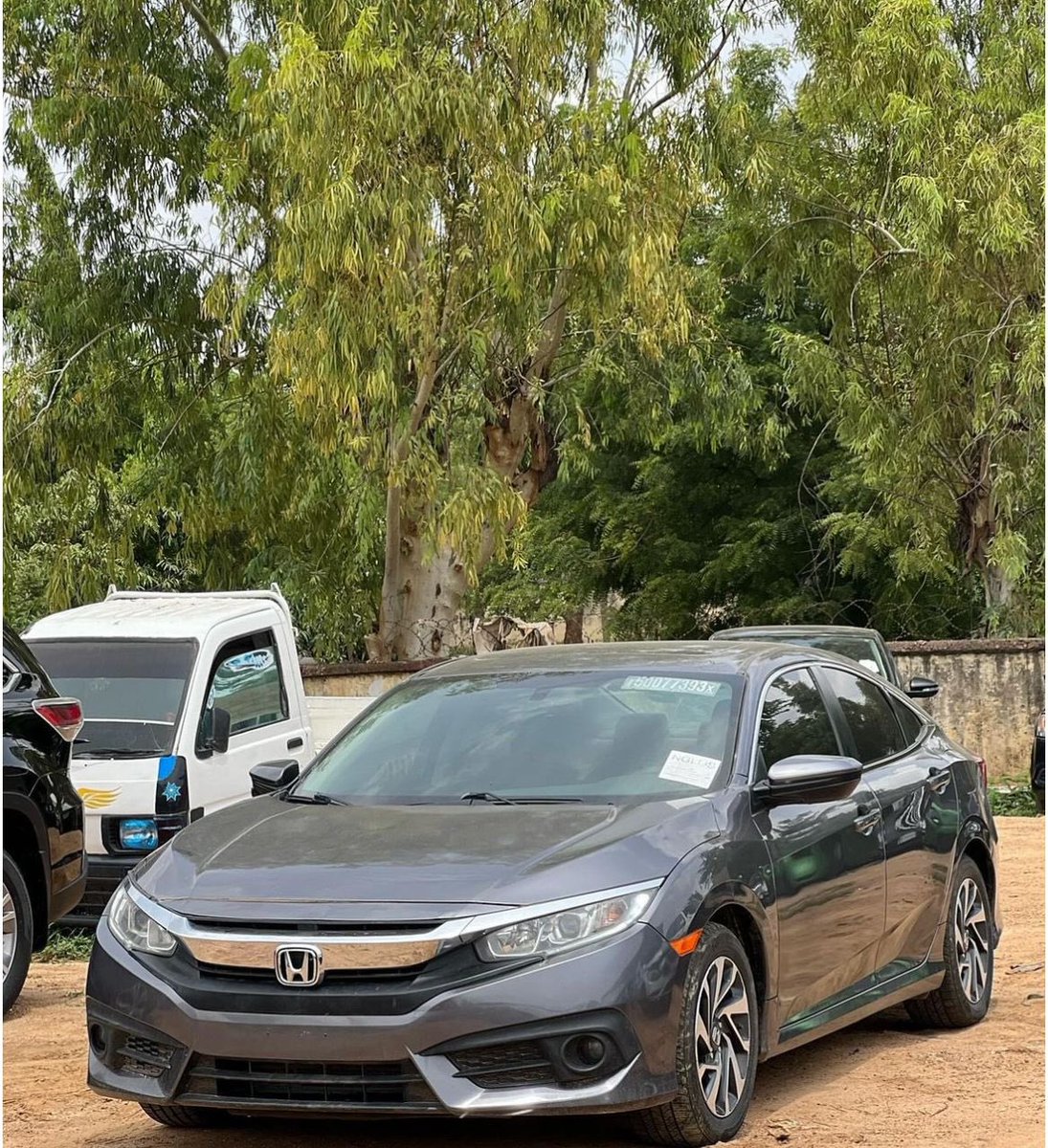 BELGIUM 🇧🇪 Belgium 🇧🇪 
HONDA CIVIC
Keyless 
2017
DUTY PAPERS ✅
EVERYTHING BLESSED
PRICE: 17m
LOCATION: KANO
For more info Call: 07037203950