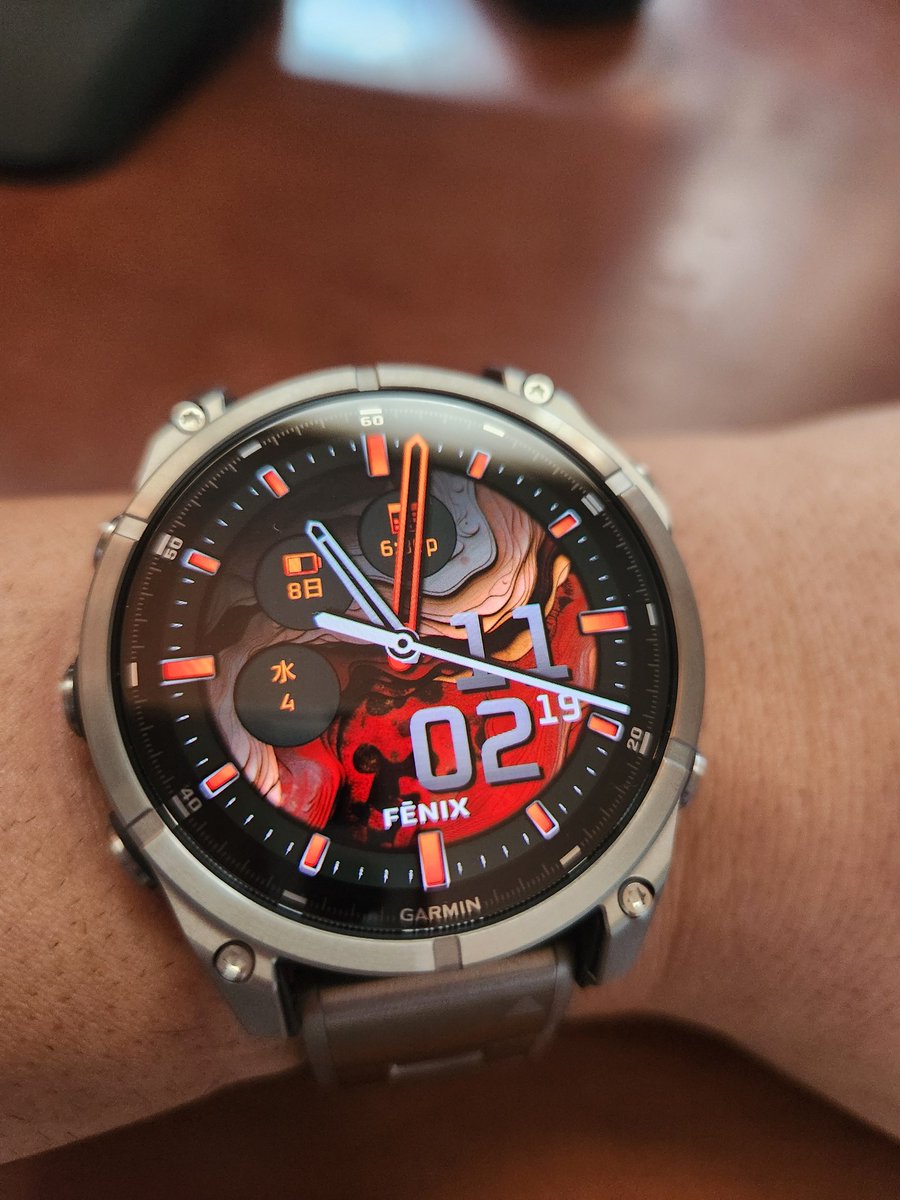 kurotulip1's tweet image. Garmin Fenix8  着弾
やはりチタンはこの色味
鈍い輝きが控えめに言って最高
#Garmin
#Garminfenix8