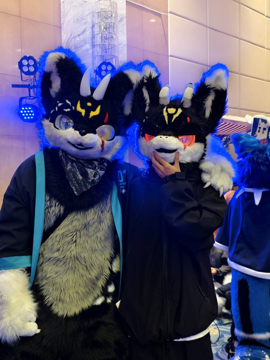 仿生白烬会梦见电子黑巧吗？ tweet media