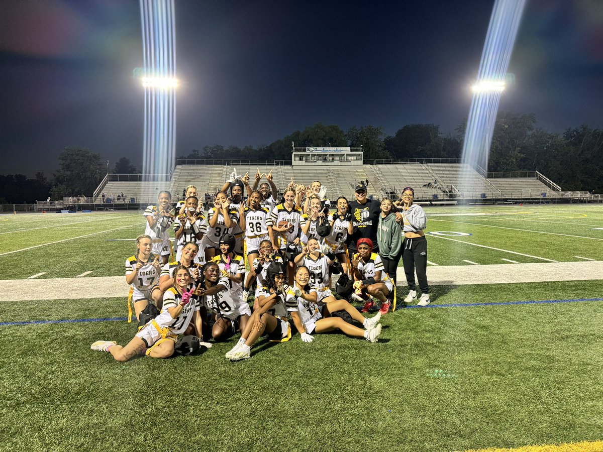 Program sweep for our flag football team! JV 19-0 over Sandburg &amp; Varsity 18-6 over Sandburg! Congratulations to the varsity coaches and athletes on the first ever varsity football win! #tigerpride