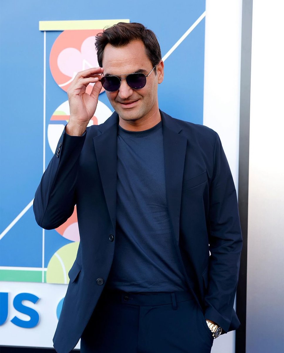 Roger Federer Live tweet media