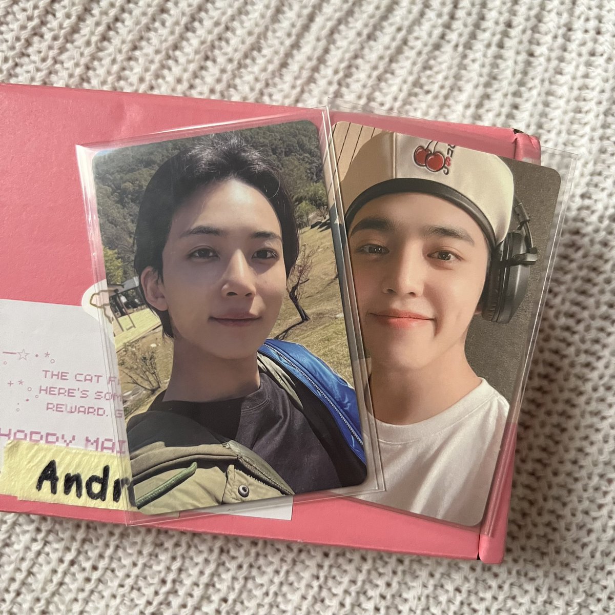 daigijaem's tweet photo. jeongcheol dagat came home safe and sound 🥹 thank you so much for fast and hassle free transaction po + for the free pcs 😭🩷 literally almost cried when i unboxed this parcel huhu 

@hansolify #hansolified https://t.co/iwAsrYvWc2