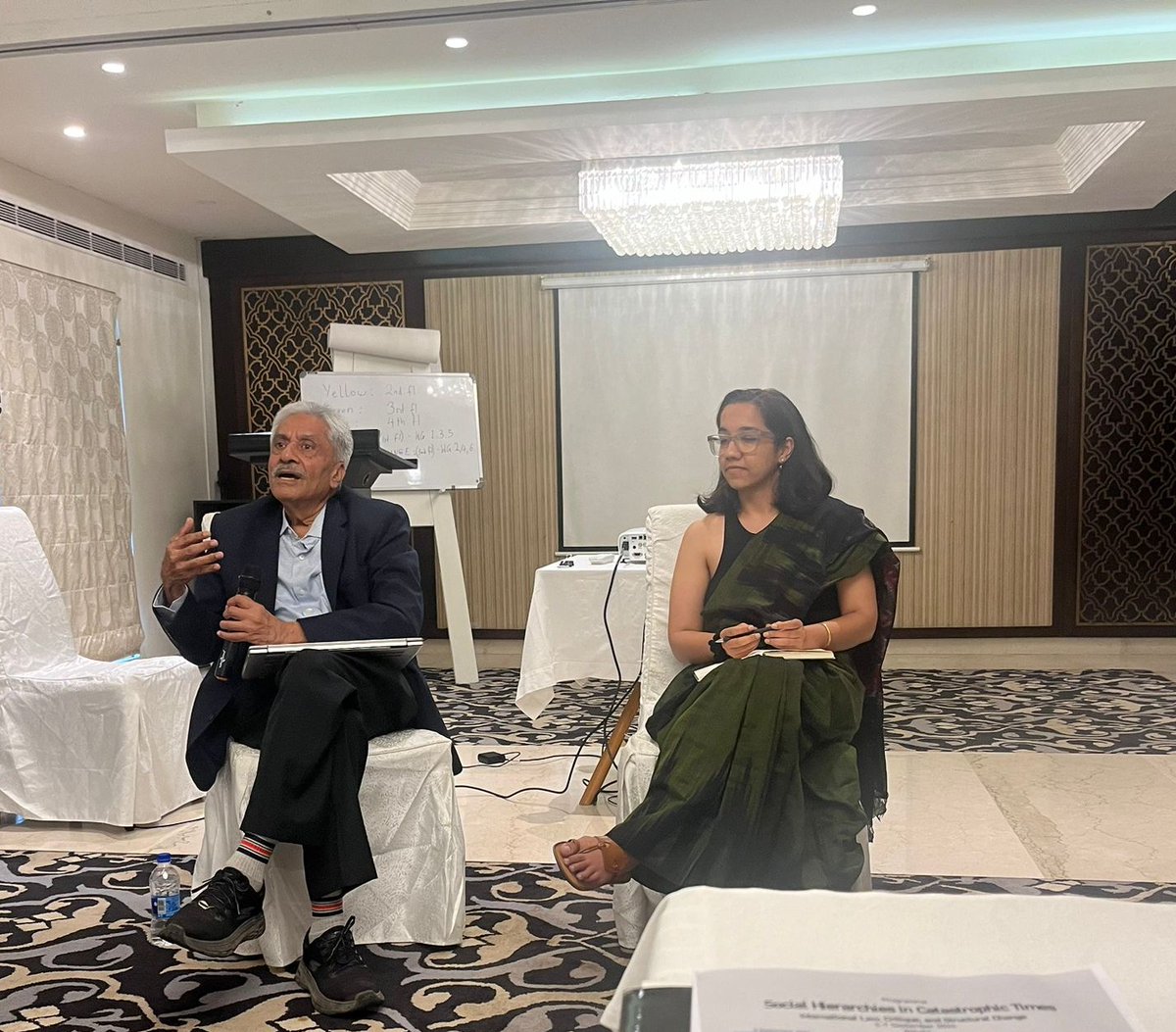 Had the pleasure of moderating Prof. Chimni's keynote session at the conference organised by @kulamadayil @praggya_surana <a href="/tor_krever/">Tor Krever</a> in Kochi. Thrilled to be spending a week w/ some of the most interesting critical scholars discussing 'Social Hierarchies in Catastrophic Times'.