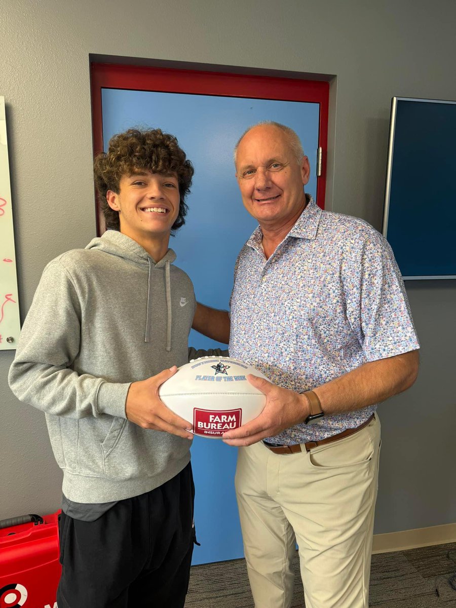 PLAYER OF THE WEEK: Congratulations Southside Maverick, Wilson Key, for being named Sebastian County Farm Bureau Player of the week. Wilson had 6 rec for 93 yds, 3 touchdowns, along with 2 kickoff returns for 44 yds and 3 punt returns for 33 yds. Awesome game Wilson!