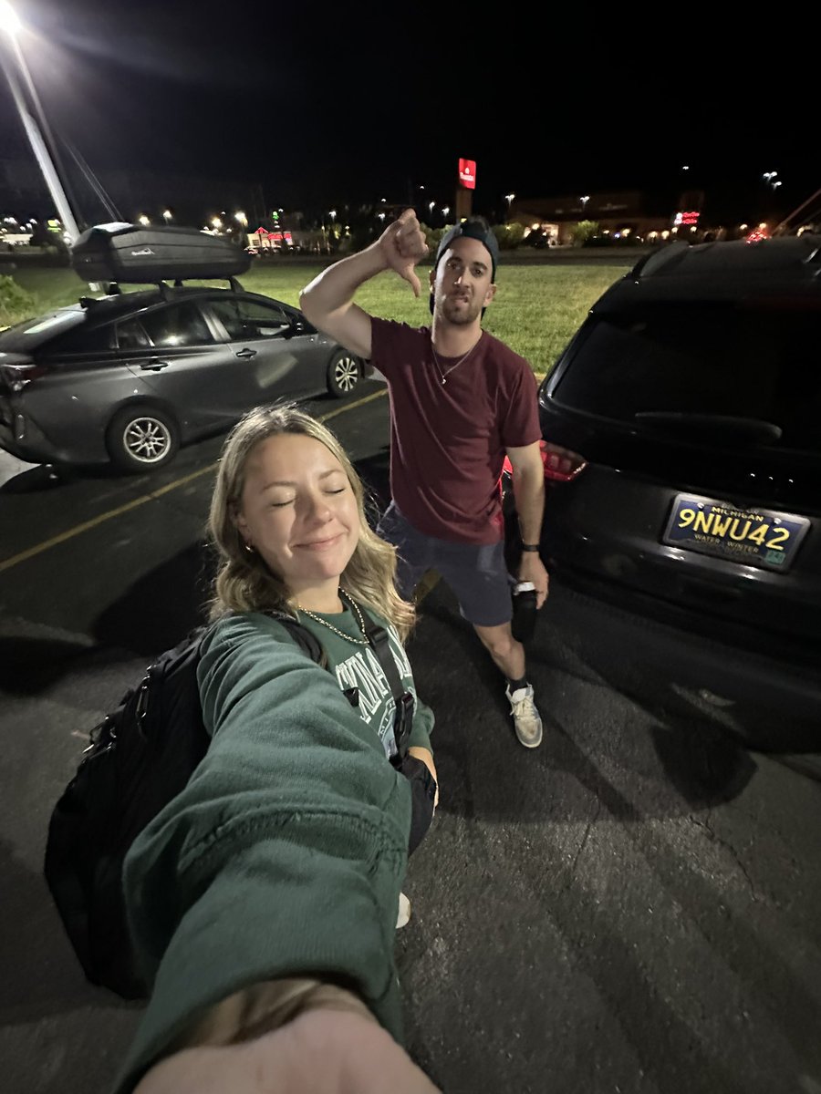 It has always been on my bucket list to drive across the country &amp; now I can say I did it ✅ 

Thank you <a href="/MaxGoldwasser/">Max Goldwasser ABC 10</a> for moving across the country, so I could use it as an excuse to road trip 🛣️🫶🏻 Here are some pics from day one! #10statesin4days #MichigantoCalifornia