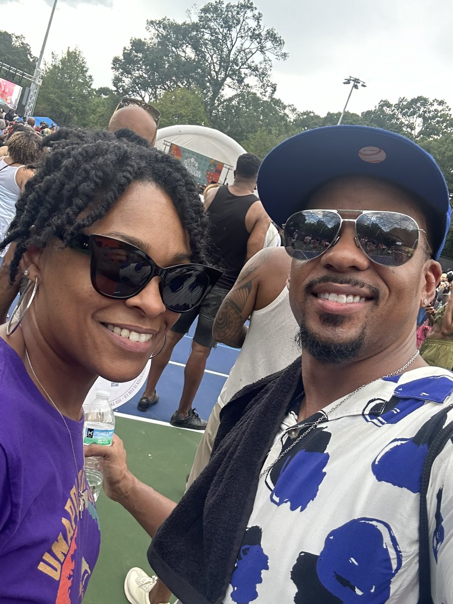 今日は43歳の誕生日です。
先週末、友人と一緒に音楽フェスに行って、その時の写真です。めちゃくちゃ楽しかった！
今週もがんばろ！