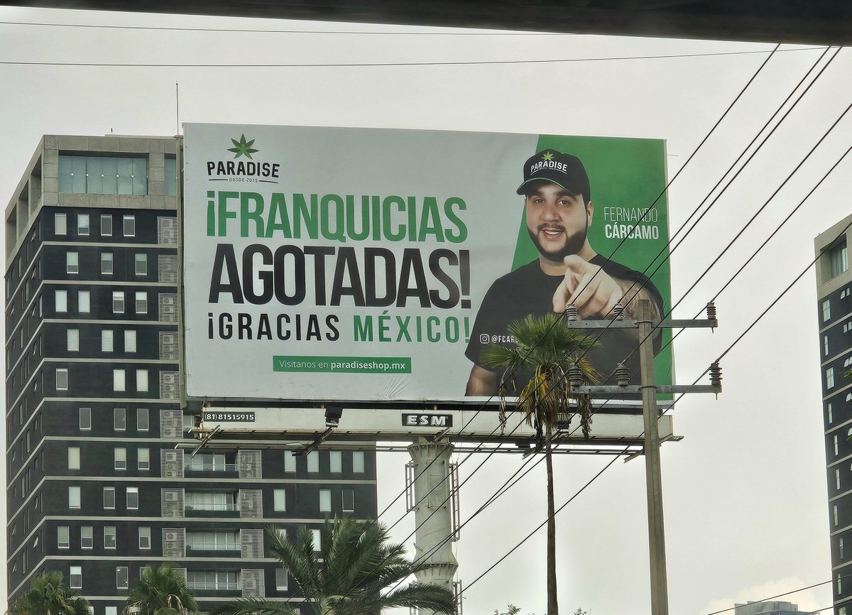 carlos_arnaud's tweet photo. Cuando se publican en todo #México publicidad sobre #Paradise 

Solo infiero que los siguientes años se venderán en sus expendios #cannabis en todas sus presentaciones 

El Trastorno x consumo de #Cannabis aumenta el riesgo de:
3X PSICOSIS
2.5X DEPRESIÓN 
4X ANSIEDAD 

@conadic https://t.co/0l5J1aR6Ss