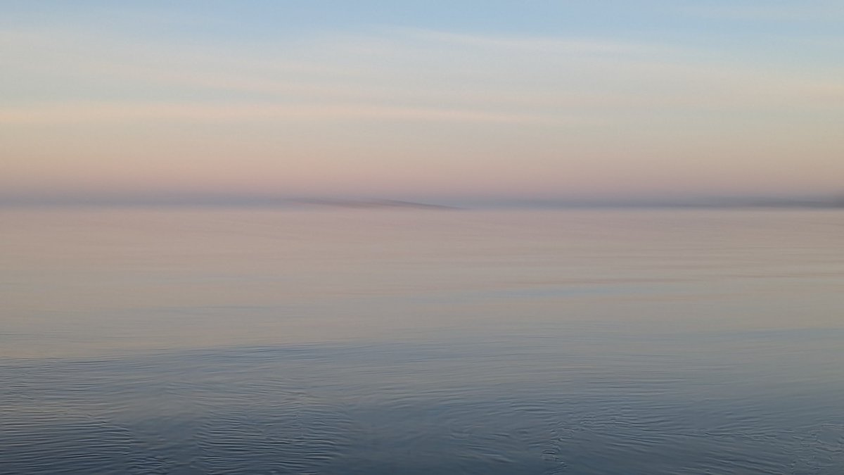 fading_to_light's tweet photo. Being landlocked all my life, staring into an endless ocean always leaves me awe struck. https://t.co/0Qrsy7L6Pp
