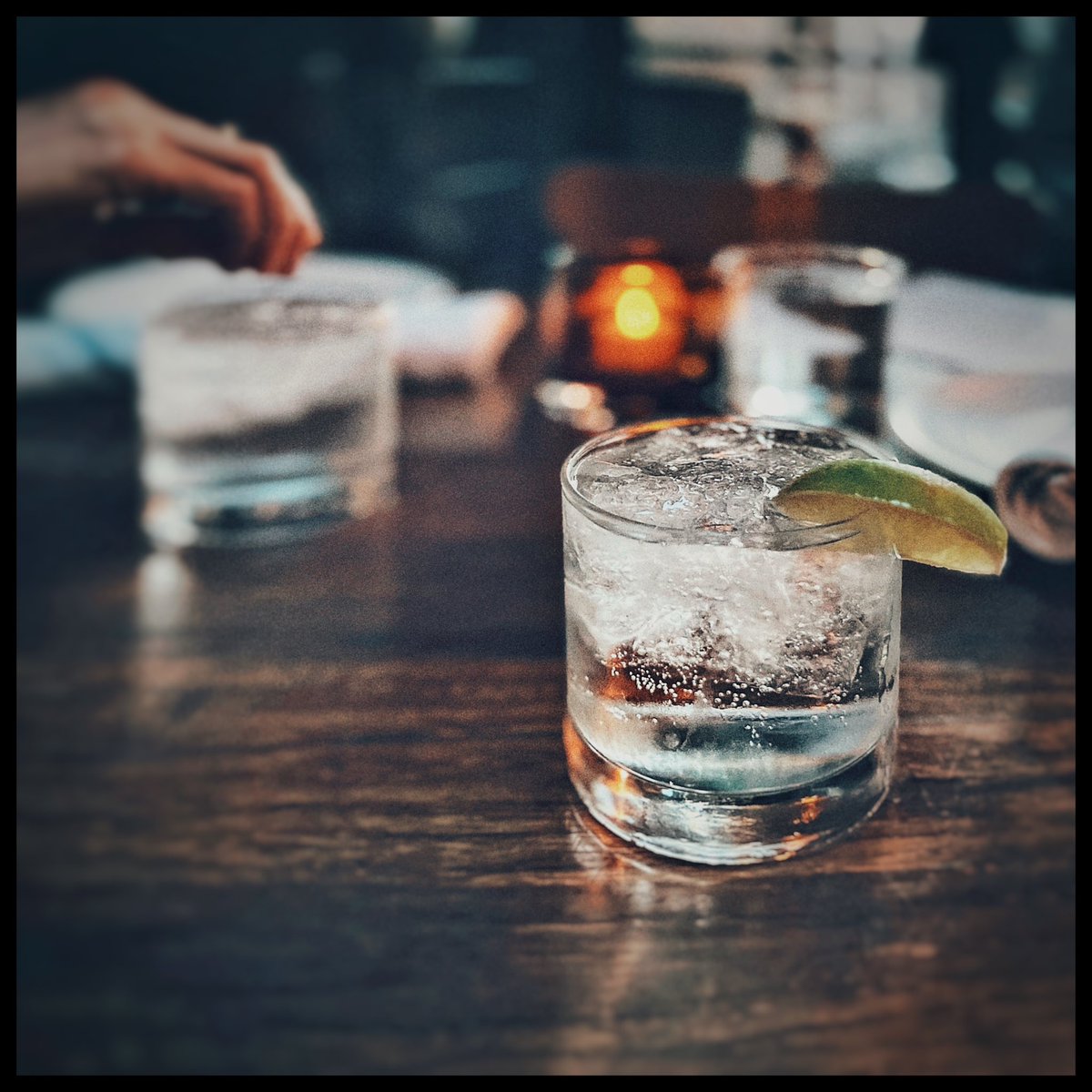 Diana_in_Winter's tweet image. 🥃 Some Crisis Management was required tonight for a friend. A darken venue, a secluded booth, and tequila &amp;amp; soda helped sort it all out. 
#CrisisManagement #TellMeWhatIsTroublingYou #WhatFriendsAreFor #HesterPrynne