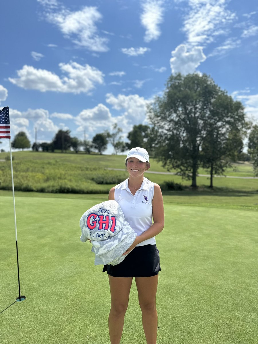 CarolineChilde9's tweet image. New personal best at the Gene Hilen Invitational at Juniper Hills this past weekend!! I shot a 67 finishing second.