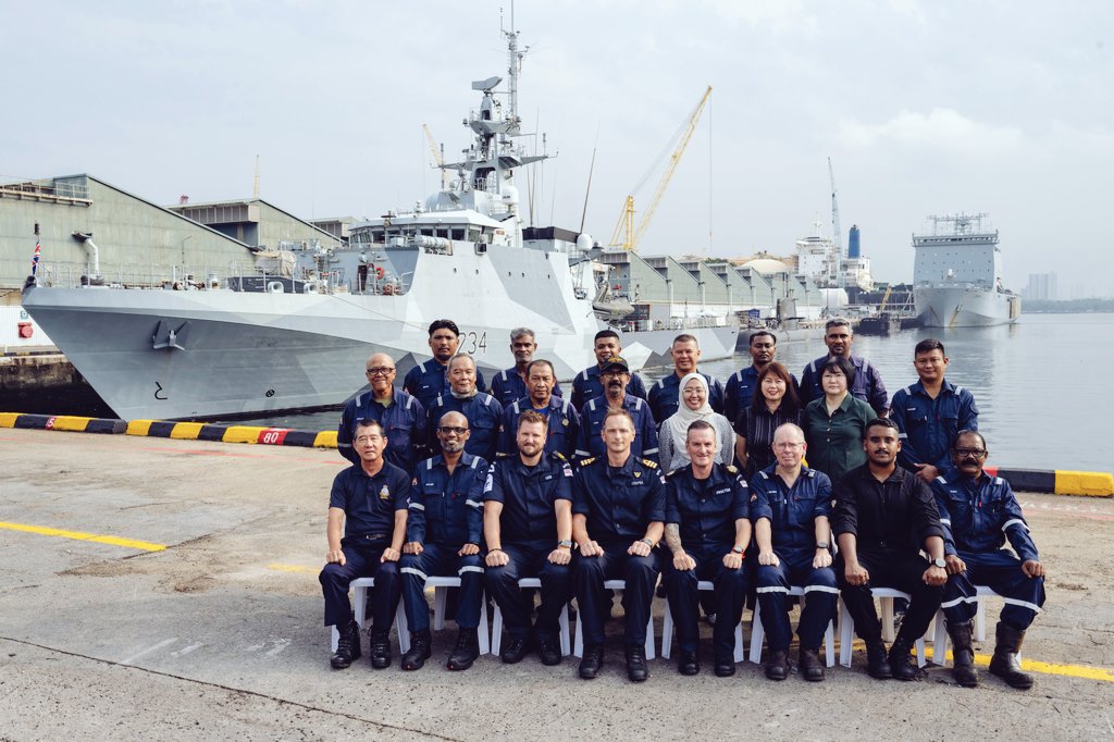 British Defence Singapore Support Unit (@bdssu_uk) on Twitter photo BDSSU in 2024. A 'lean and mean' operational team. Seen here with four units alongside Sembawang! <a href="/UKinSingapore/">UK in Singapore ๐ฌ๐ง</a> <a href="/UKStratCom/">Strategic Command</a> <a href="/DefenceHQ/">Ministry of Defence ๐ฌ๐ง</a> <a href="/UKDefJournal/">UK Defence Journal</a> <a href="/RFAHeadquarters/">Royal Fleet Auxiliary</a> <a href="/HMS_Spey/">HMS Spey</a> <a href="/RFALymeBay/">RFA LYME BAY</a> BDSSU in 2024. A 'lean and mean' operational team. Seen here with four units alongside Sembawang! <a href="/UKinSingapore/">UK in Singapore ๐ฌ๐ง</a> <a href="/UKStratCom/">Strategic Command</a> <a href="/DefenceHQ/">Ministry of Defence ๐ฌ๐ง</a> <a href="/UKDefJournal/">UK Defence Journal</a> <a href="/RFAHeadquarters/">Royal Fleet Auxiliary</a> <a href="/HMS_Spey/">HMS Spey</a> <a href="/RFALymeBay/">RFA LYME BAY</a>