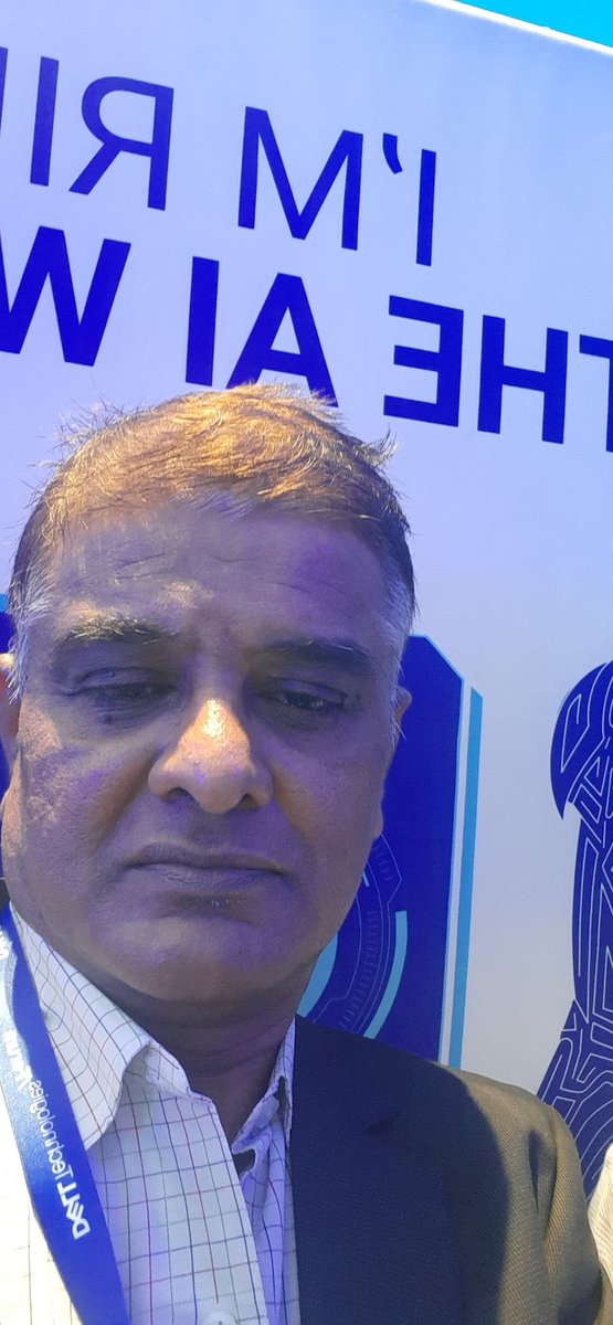 sanjaykmrsingh's tweet image. Excited to be a part of the #DellTechForum and delve into the realms of AI. 
#DriveInnovationWithAI
@DellTechIndia