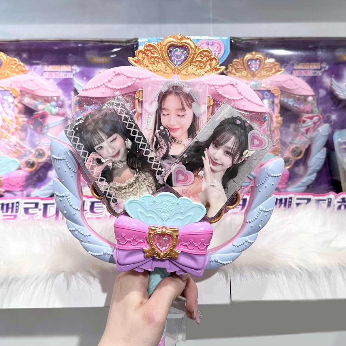 入荷情報-`📢⋆ 新大久保店に韓国限定の魔法ステッキが数量限定で入荷