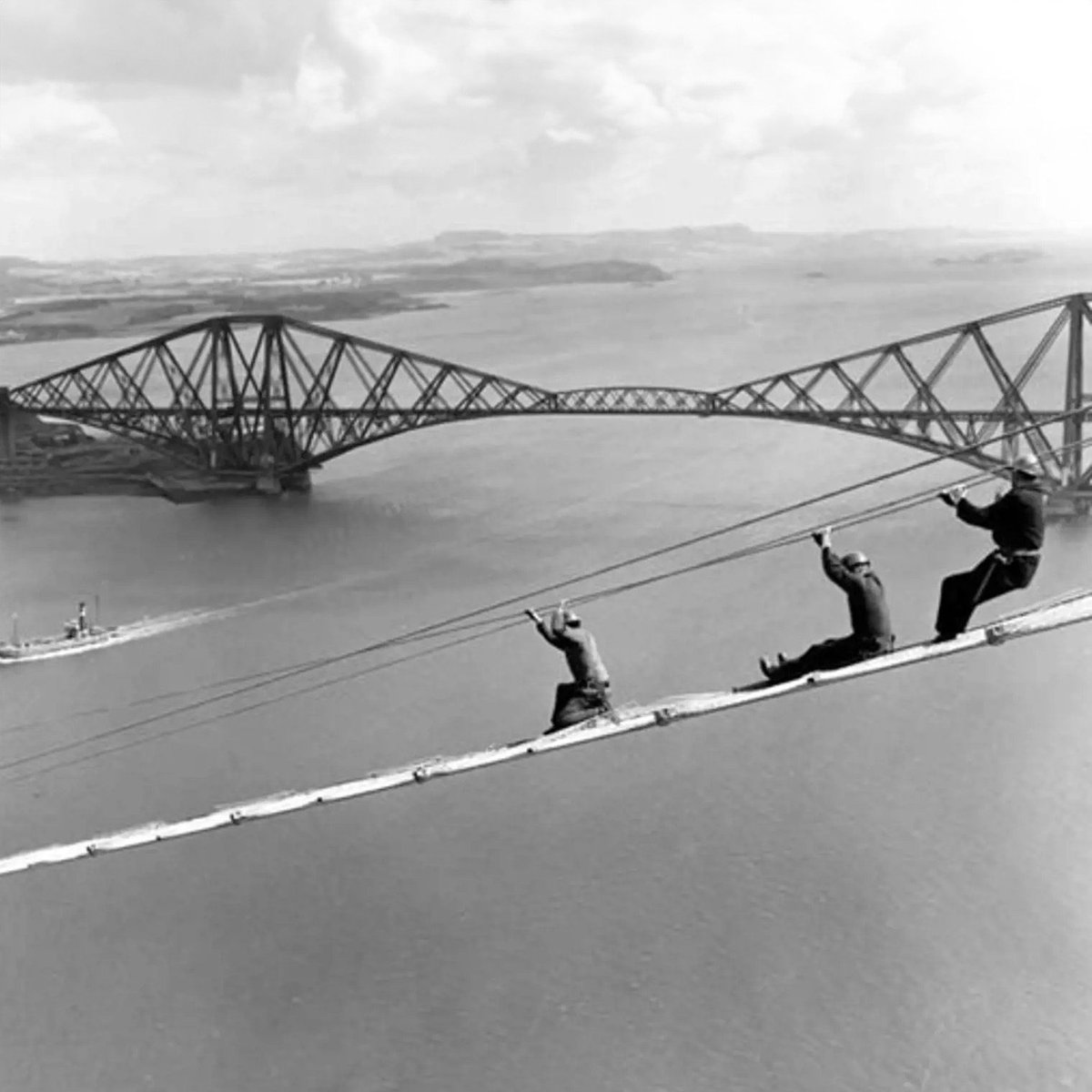 BeingScots's tweet photo. On this day 60 years ago: The Forth Road Bridge opened. One of three magnificent bridges that cross the Firth of Forth. These men, photographed during construction, obviously had a head for heights 😳 https://t.co/iXGkeDgsHk