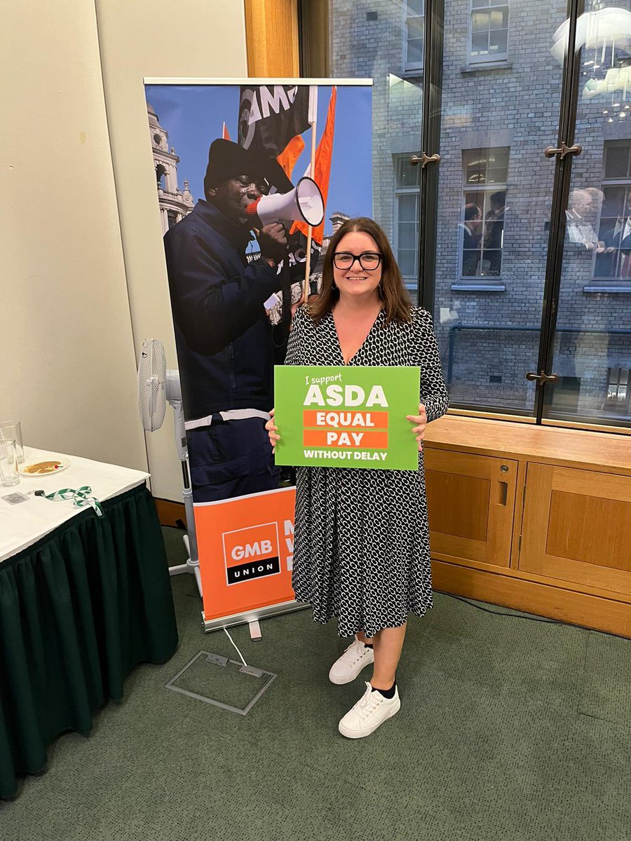 It was great to meet with hardworking <a href="/GMB_union/">GMB Union</a> members who are fighting for equal pay at ASDA. 

I’m proud to back their campaign for a fair day’s pay for every worker. 

Learn more about this important campaign below👇

gmb.org.uk/campaigns/equa…