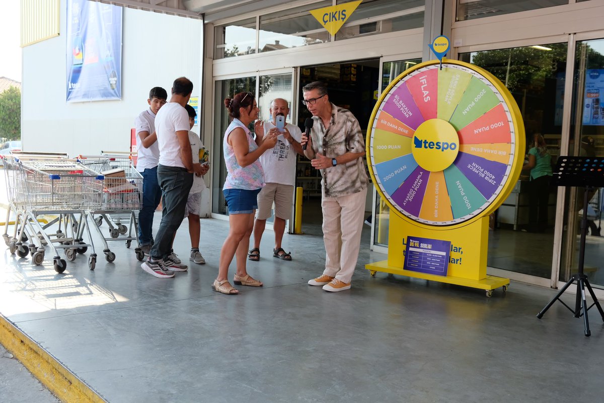 Onurlu köklü mazisiyle, müşterilerine lider markaları toptan fiyatlarla buluşturan <a href="/tespotoptan/">Tespo</a> ‘ın kuruluşunun 35’nci yıl kutlamaları kapsamında Akdeniz ve Ege’deki mağaza etkinliklerinden 🎤  <a href="/SVMOrganizasyon/">SVM Organizasyon</a> #sunucu #entertainer #tespotoptan #avmetkinlik