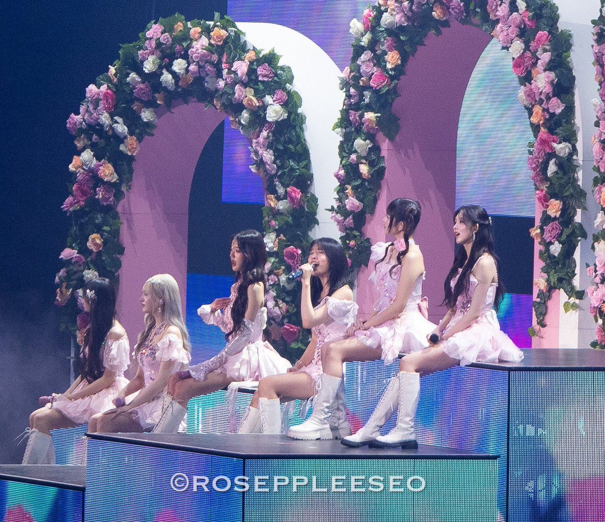 wonyoungdollz's tweet photo. 6 Princesses 👑✨🩷

IVE TOKYO DOME SHOW TIME
#SWIH_ENCORE_TOKYO_D1
#IVEが届ける最高のショー https://t.co/2XAXfgskqC