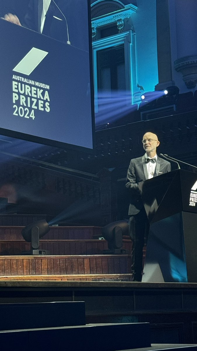 Prize for LIMMA software at #eurekaprizes! <a href="/CTSR_USyd/">Centre for Translational Skin Research</a> <a href="/AliAzimi0/">Ali Azimi</a>