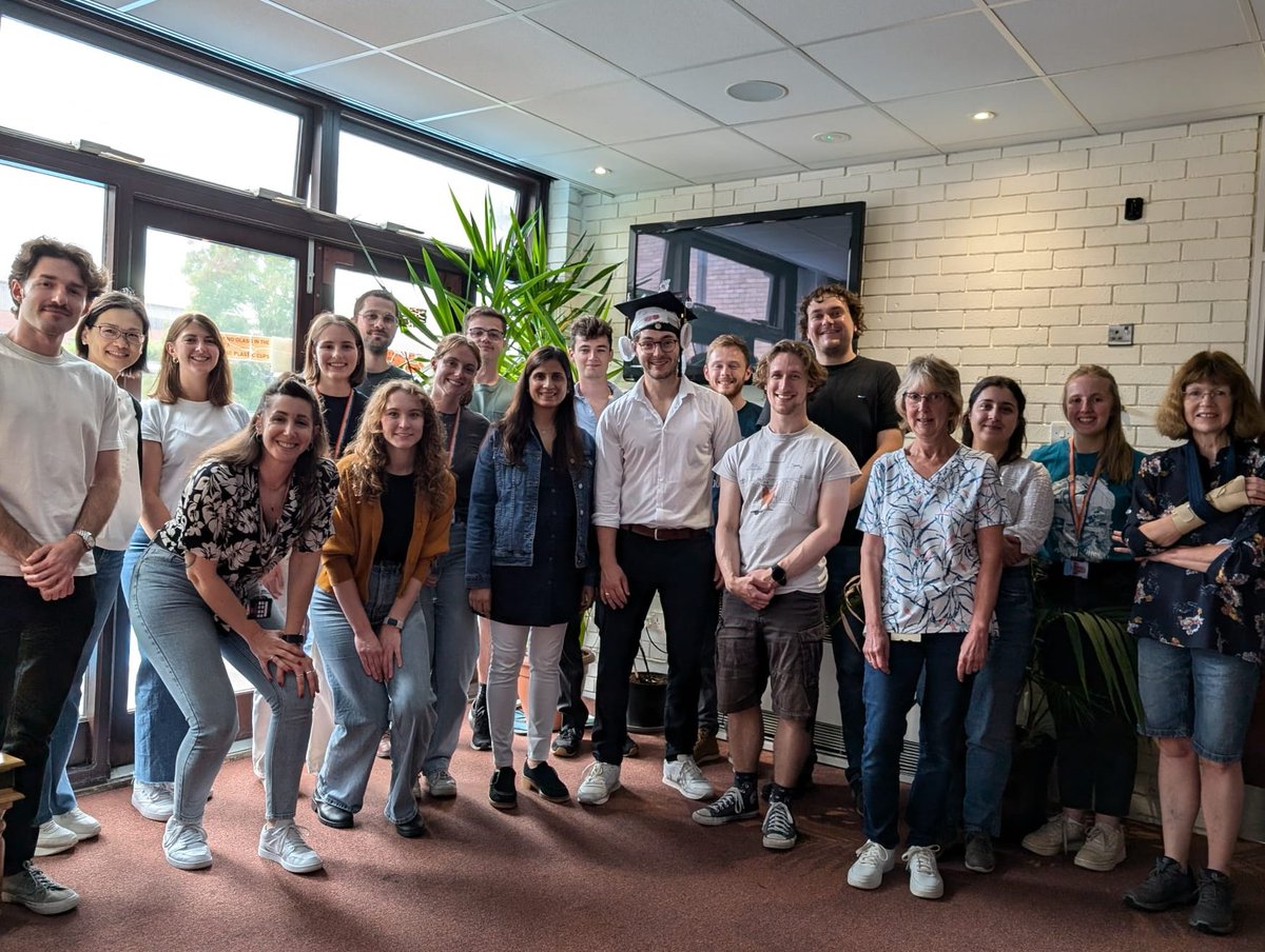Sanu Arora (@sanu_arora) on Twitter photo Congratulations to <a href="/Striperusty/">David Gilbert</a> on successfully passing your PhD viva at <a href="/JohnInnesCentre/">John Innes Centre</a>! 🎉🎓🥳Your research is truly exciting! Big thanks to <a href="/wenboEffector/">Dr. Wenbo Ma</a> and <a href="/KanyukaKostya/">Kostya Kanyuka</a> for the valuable discussions as examiners. Stay tuned for <a href="/Striperusty/">David Gilbert</a>'s upcoming publications!" Congratulations to <a href="/Striperusty/">David Gilbert</a> on successfully passing your PhD viva at <a href="/JohnInnesCentre/">John Innes Centre</a>! 🎉🎓🥳Your research is truly exciting! Big thanks to <a href="/wenboEffector/">Dr. Wenbo Ma</a> and <a href="/KanyukaKostya/">Kostya Kanyuka</a> for the valuable discussions as examiners. Stay tuned for <a href="/Striperusty/">David Gilbert</a>'s upcoming publications!"