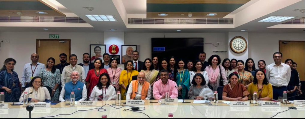 drsangitareddy's tweet image. Thrilled to have co-chaired @NITIAayog 3rd Steering Committee for the Women Entrepreneurship Platform (WEP) alongside the visionary B.V.R. Subrahmanyam. We brought together key stakeholders to discuss how public-private partnerships can fuel #WomenLedDevelopment. We talked about