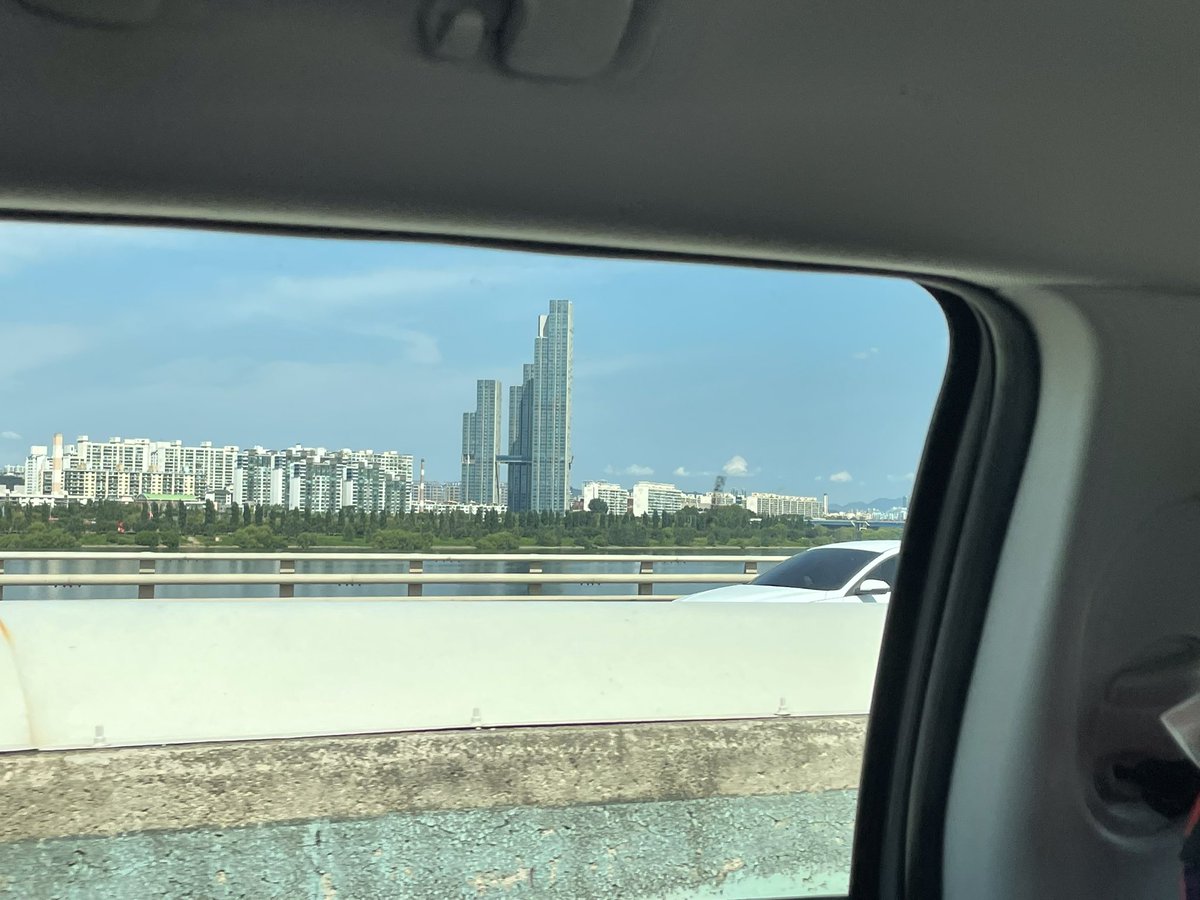 到韩国啦🇰🇷！在韩国的朋友们一起面基啊🫡

明天AOP的活动欢迎各位来玩啊！
lu.ma/pq9dizyr