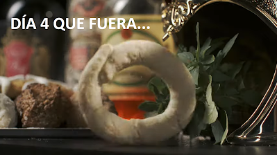 Ese momento en el que nos damos cuenta de que a lo mejor ya es demasiado tarde para encargar los rollicos, sequillos y almendraos. 
Feliz Día 4 que piedra... digo que fuera.